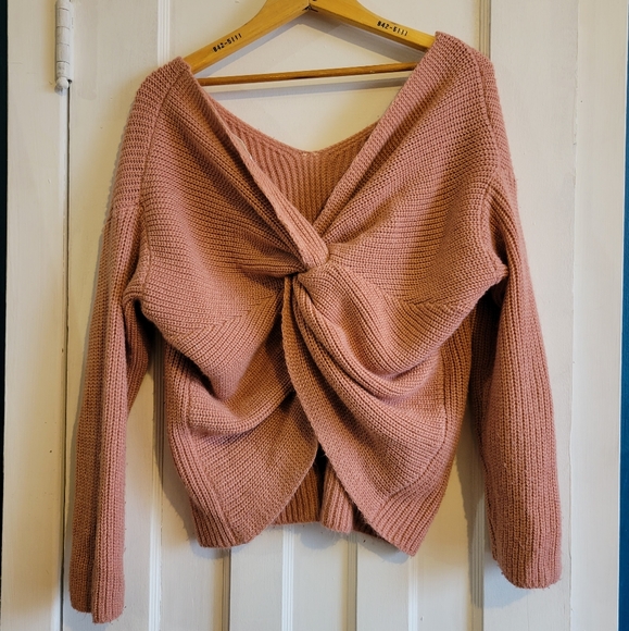 Cable Knit / Crop Sweater / Cross Back / Small - Picture 3 of 6